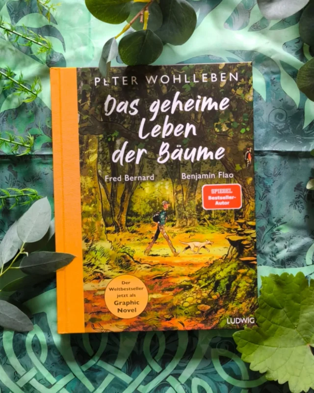 Bei den Eisner Nominierungen ist uns bei @comicklatsch ein bekannter Name untergekommen: Benjamin Flao
Nominiert ist er für diesen Comic und zu meinem Glück konnte ich durch das @team.bloggerportal noch ein Rezensionsexemplar bekommen.

Viele Dank und ich bin sehr gespannt auf diese Adaption.

Das geheime Leben der Bäume | Benjamin Flao | Peter Wohlleben 

#newin #newcomicbookday #neuercomic #neuzugänge #comics #comiclover #comicnerd #comic #nadelnerdscomics #dasgeheimelebenderbäume #benjaminflao #peterwohlleben